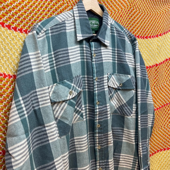 Vintage green and cream flannel - Picture 2 of 5